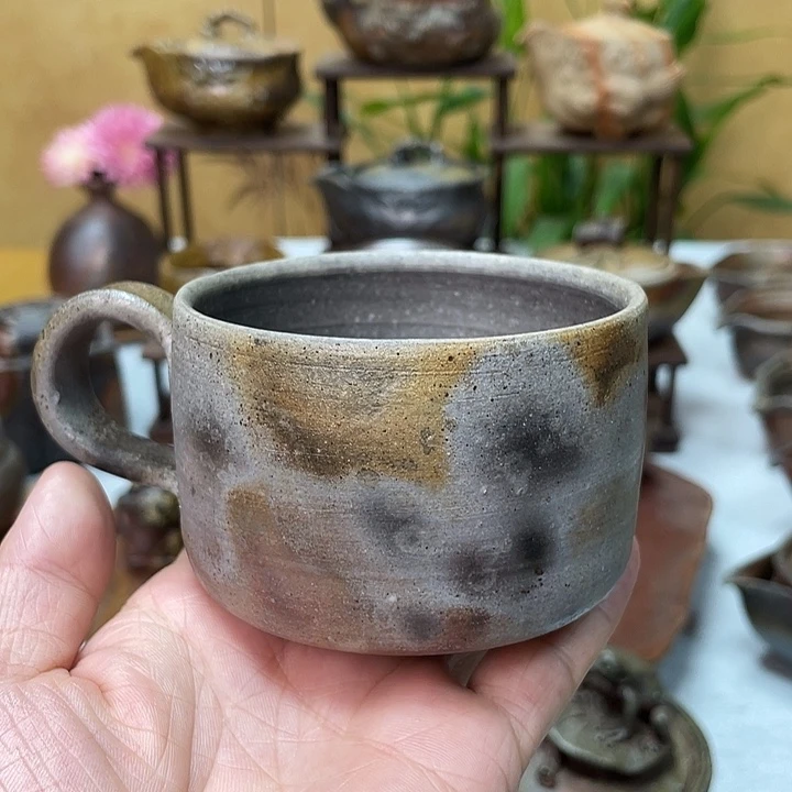 柴岗力的大杯子好