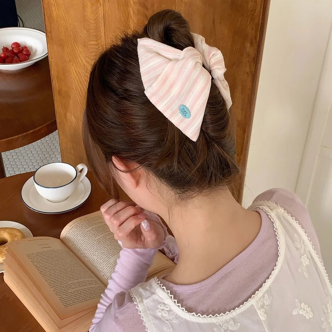 韩系粉蓝条纹三角布艺抓夹2025新款鲨鱼夹后脑勺盘发夹贝壳发爪