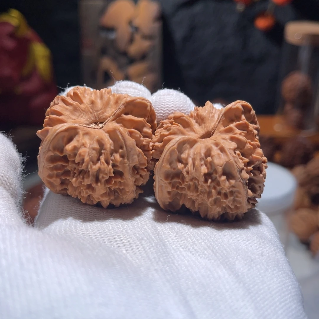 虎***控把件文玩核桃41 满天星全品