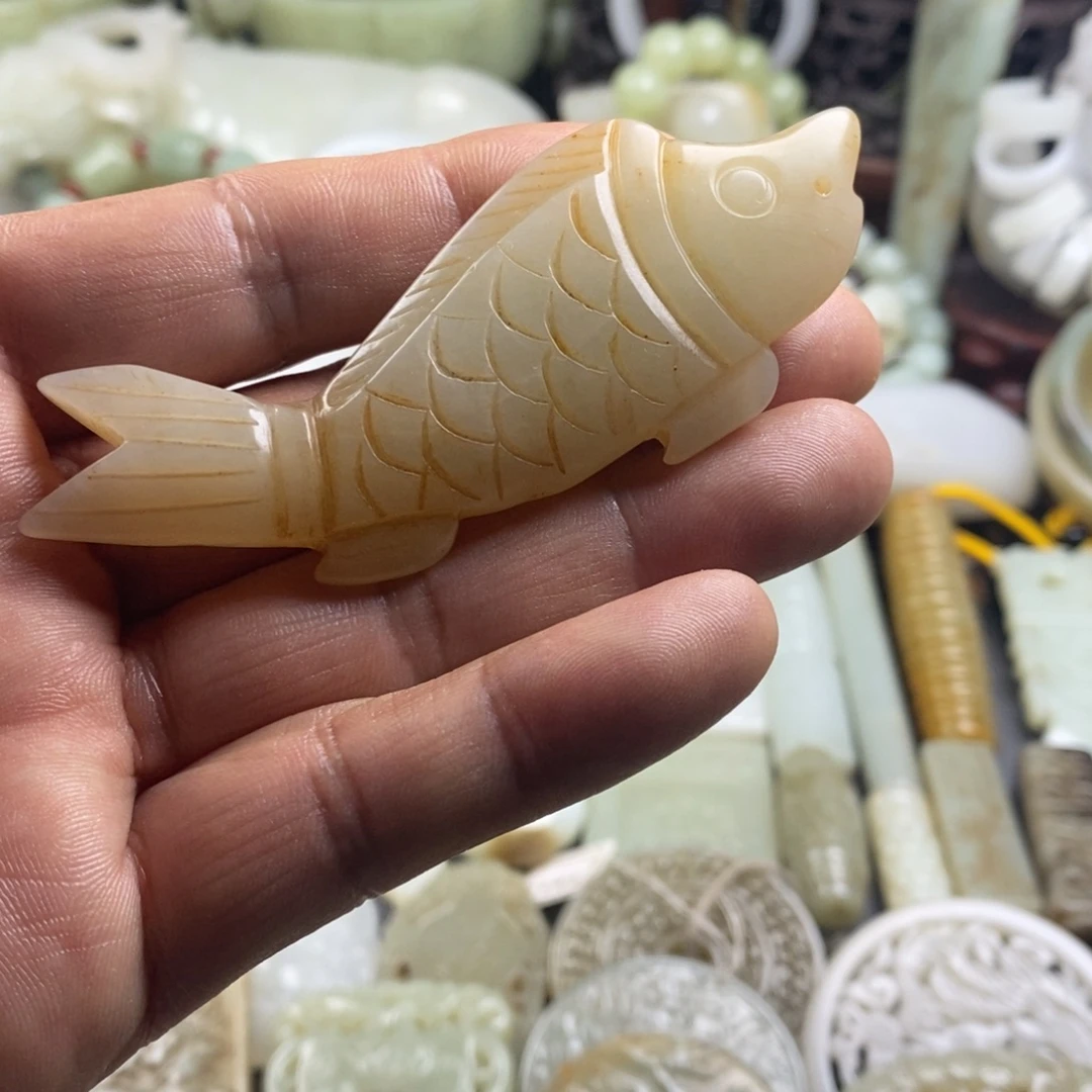 和田玉（糖玉）未镶嵌颈饰