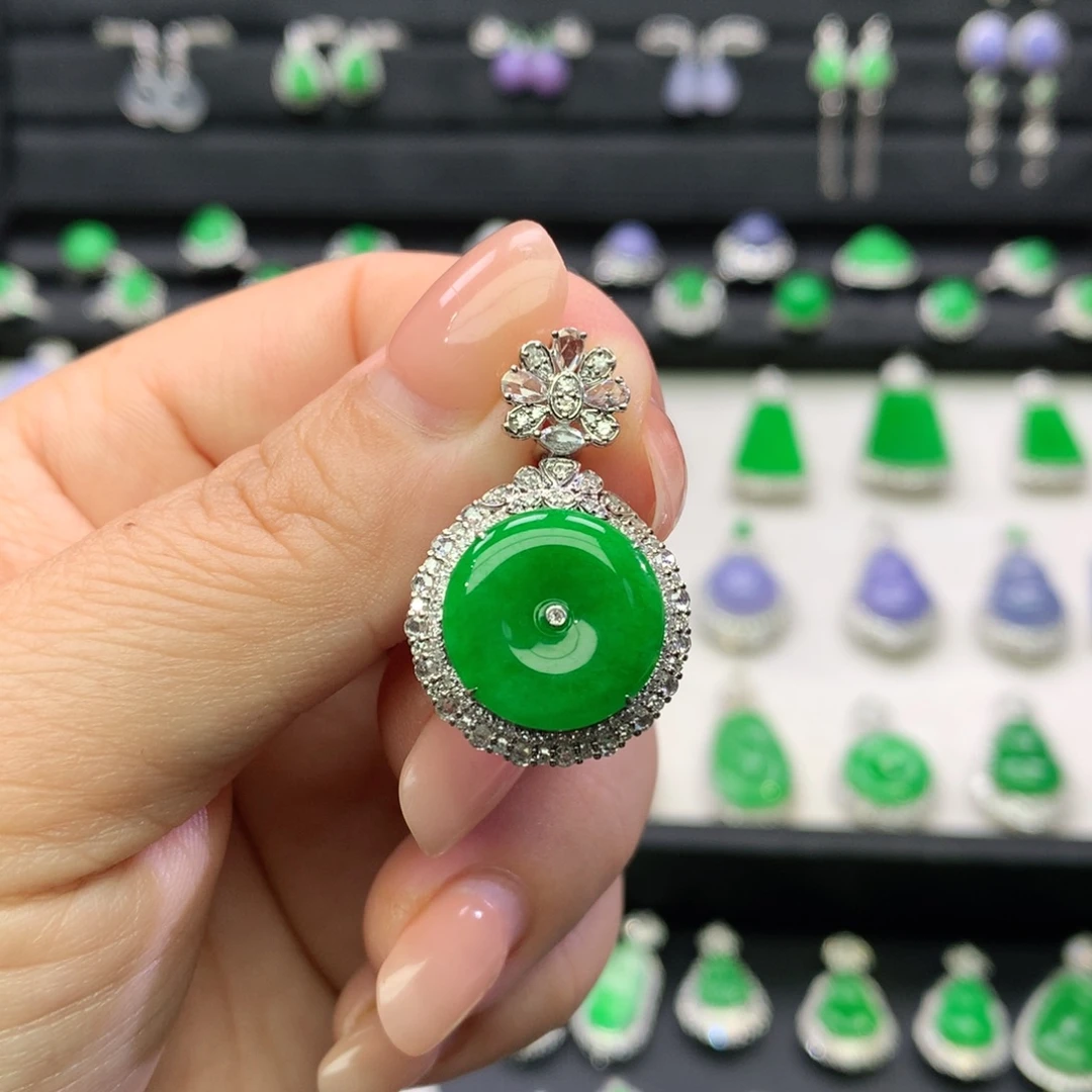 翡翠18K金镶嵌吊坠(不含链)