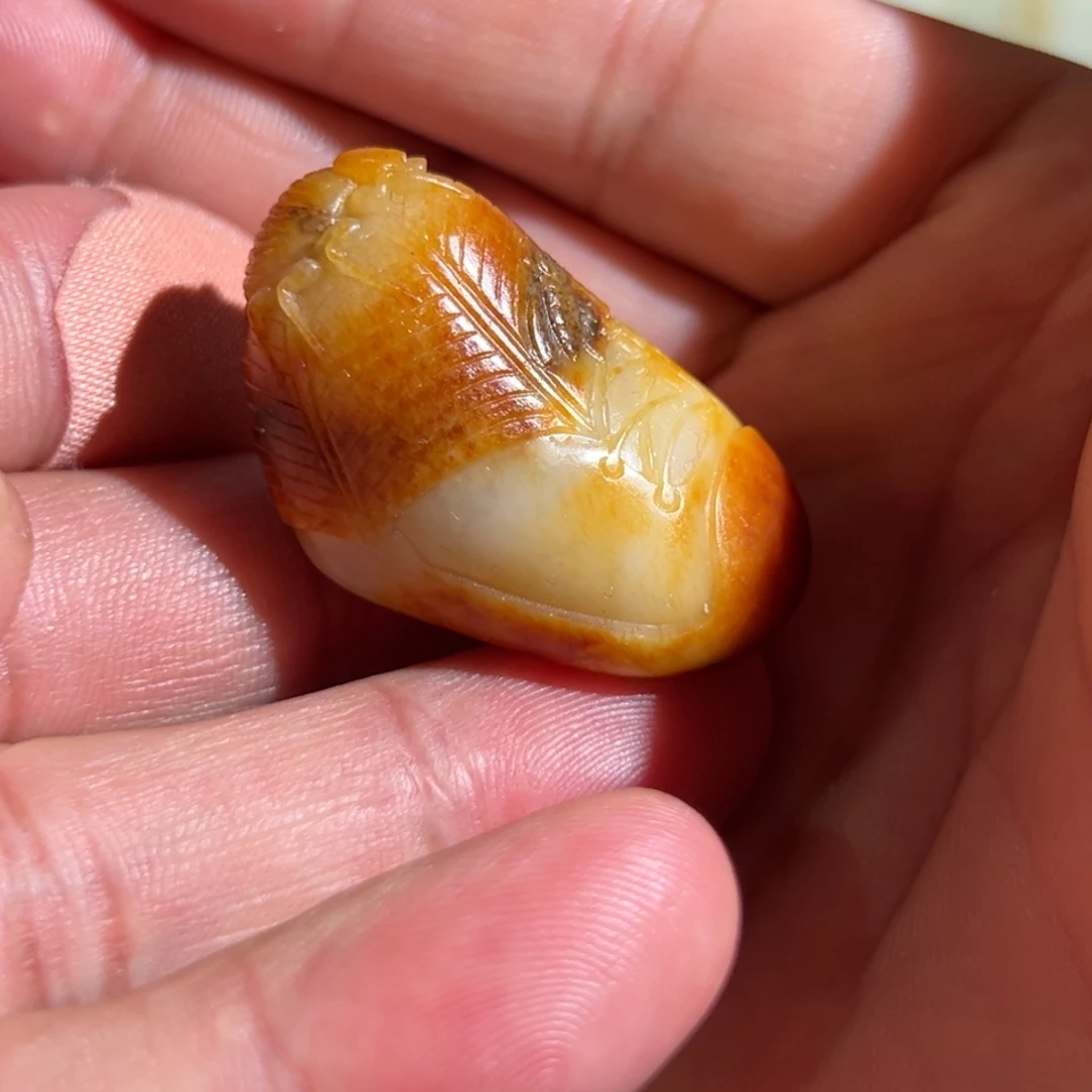 玉***道和田玉未镶嵌颈饰