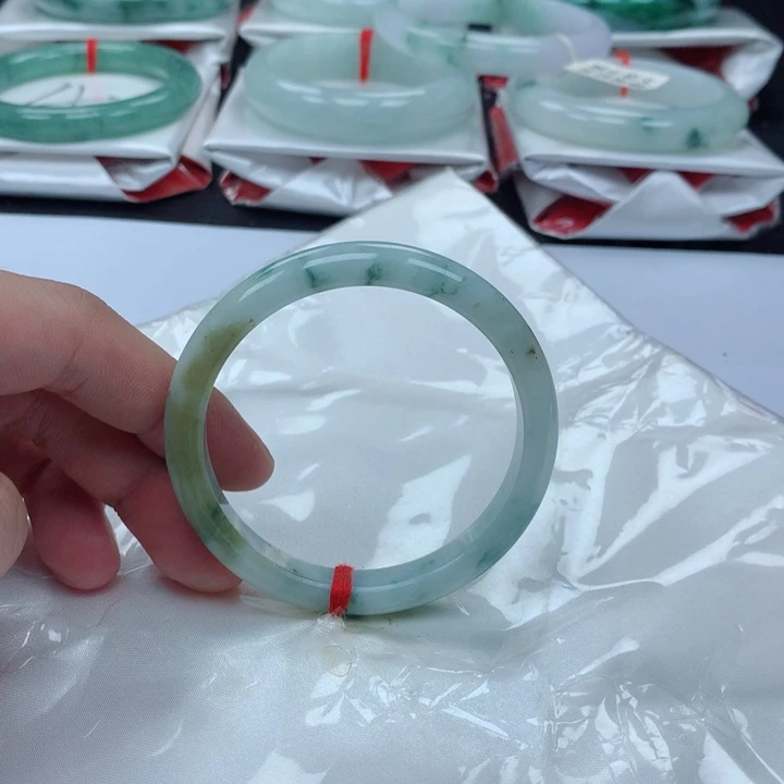 未镶嵌手镯翡翠53圈