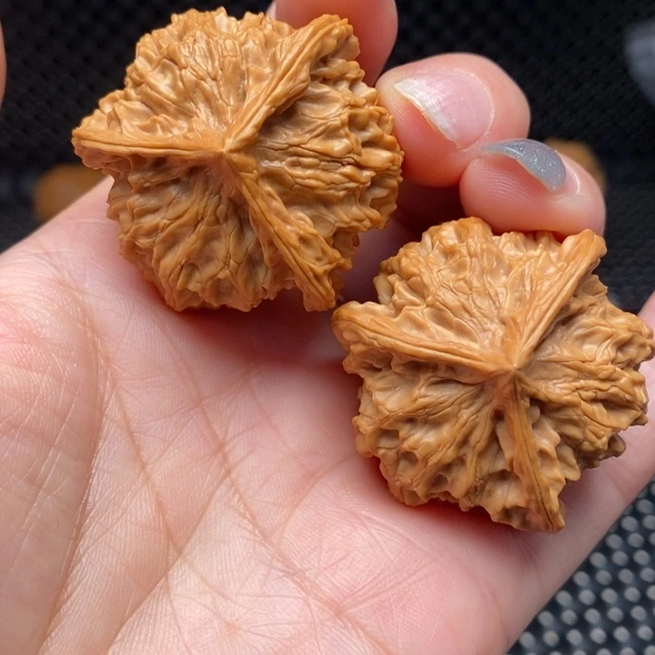 文玩核桃吊坠8盘山三棱39