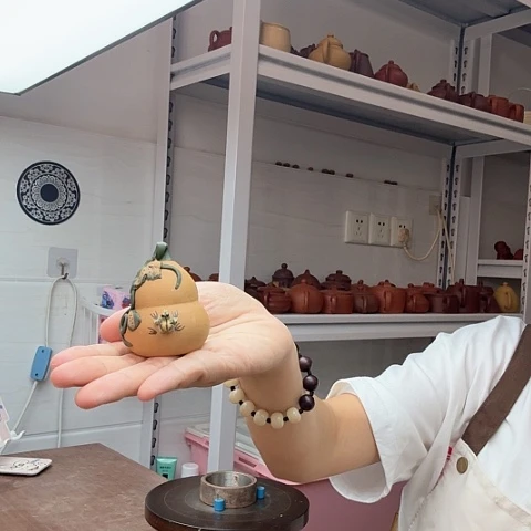 段泥茶案喷水茶宠