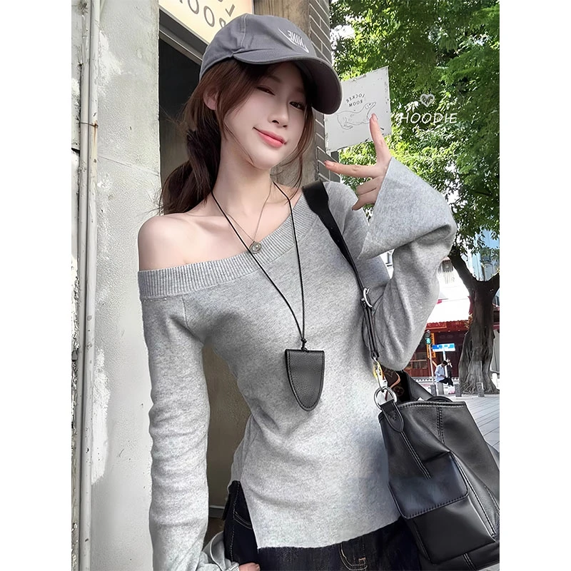 韩系斜领露肩长袖内搭女打底衫春秋时尚修身显瘦洋气外穿上衣