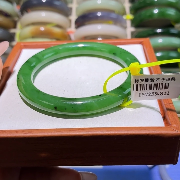 和田玉未镶嵌手镯57.5+