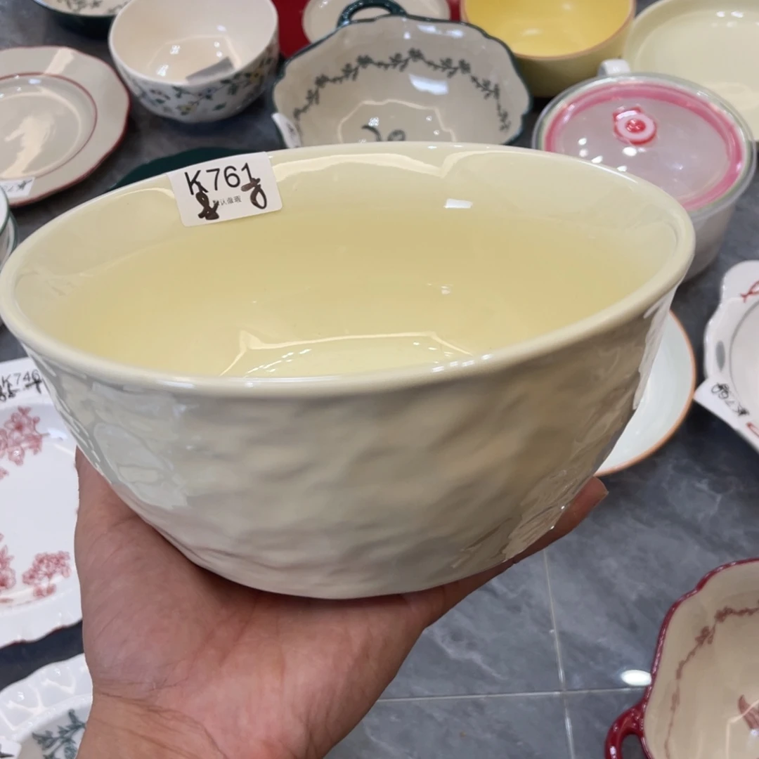 陶瓷微瑕餐具介意勿拍，满18飞！