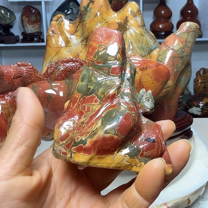 感***见石材乳源彩石家摆件