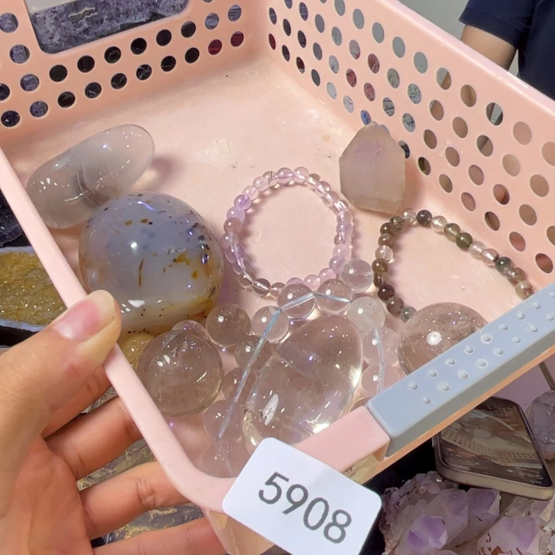 【闪购商品】大型摆件（非配饰）未镶嵌水晶江**限