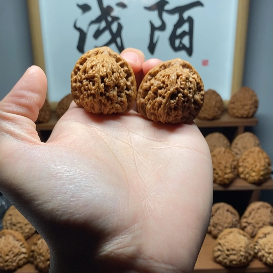 核桃南疆石39尺全品对歪