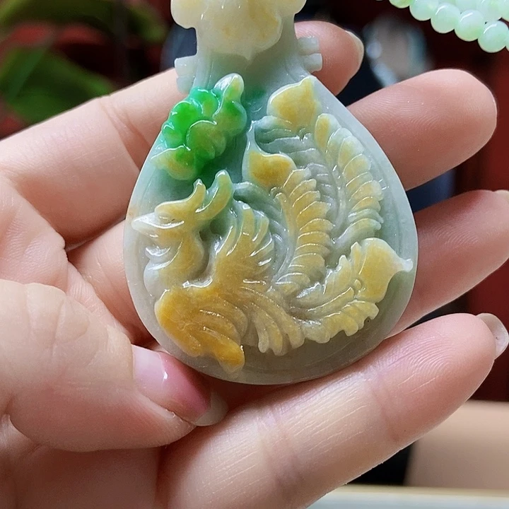翡翠未镶嵌颈饰吊坠