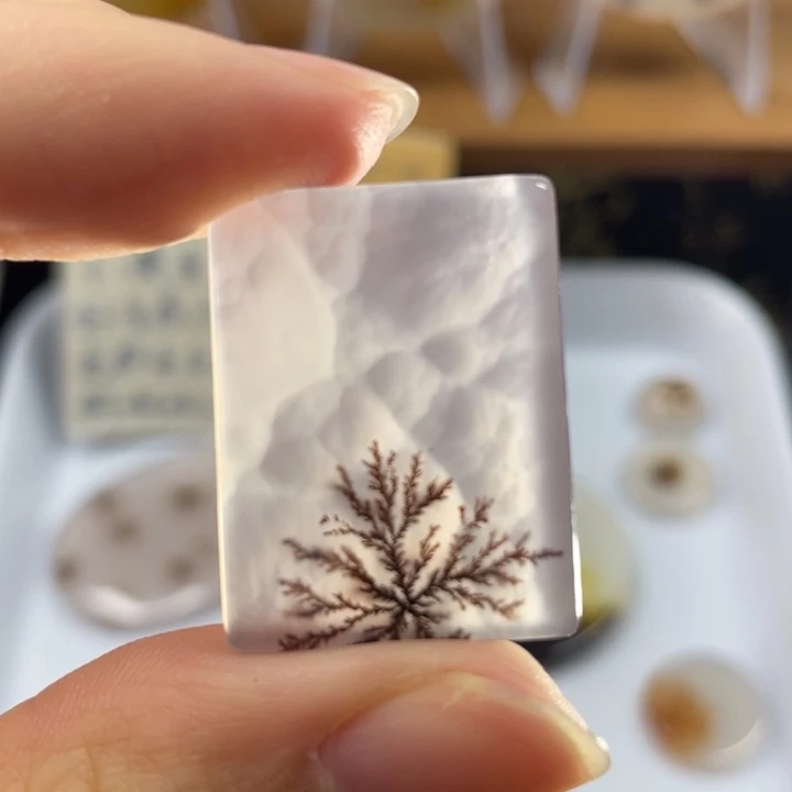 玛瑙/玉髓未镶嵌牌子