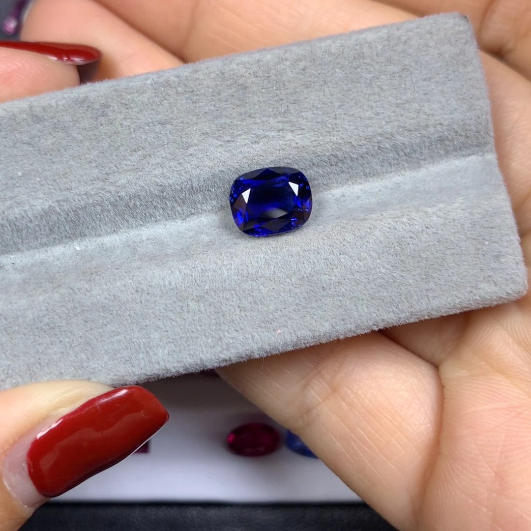蓝宝石裸石未镶嵌皇家蓝蓝宝石2.61ct