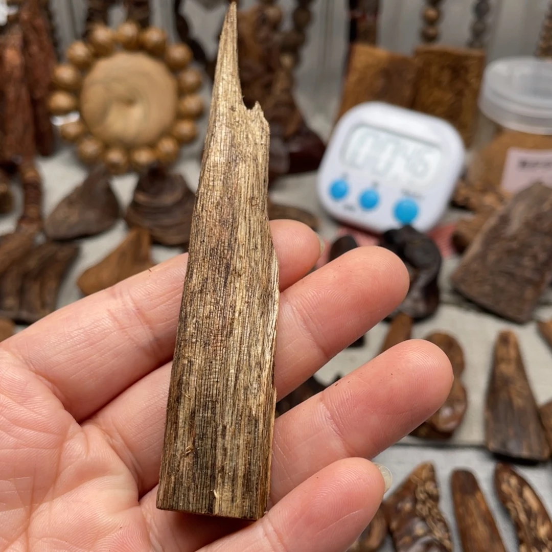 沉香沉香碎屑坤甸