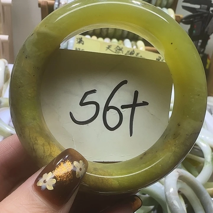 透闪石-蛇纹石玉未镶嵌手镯