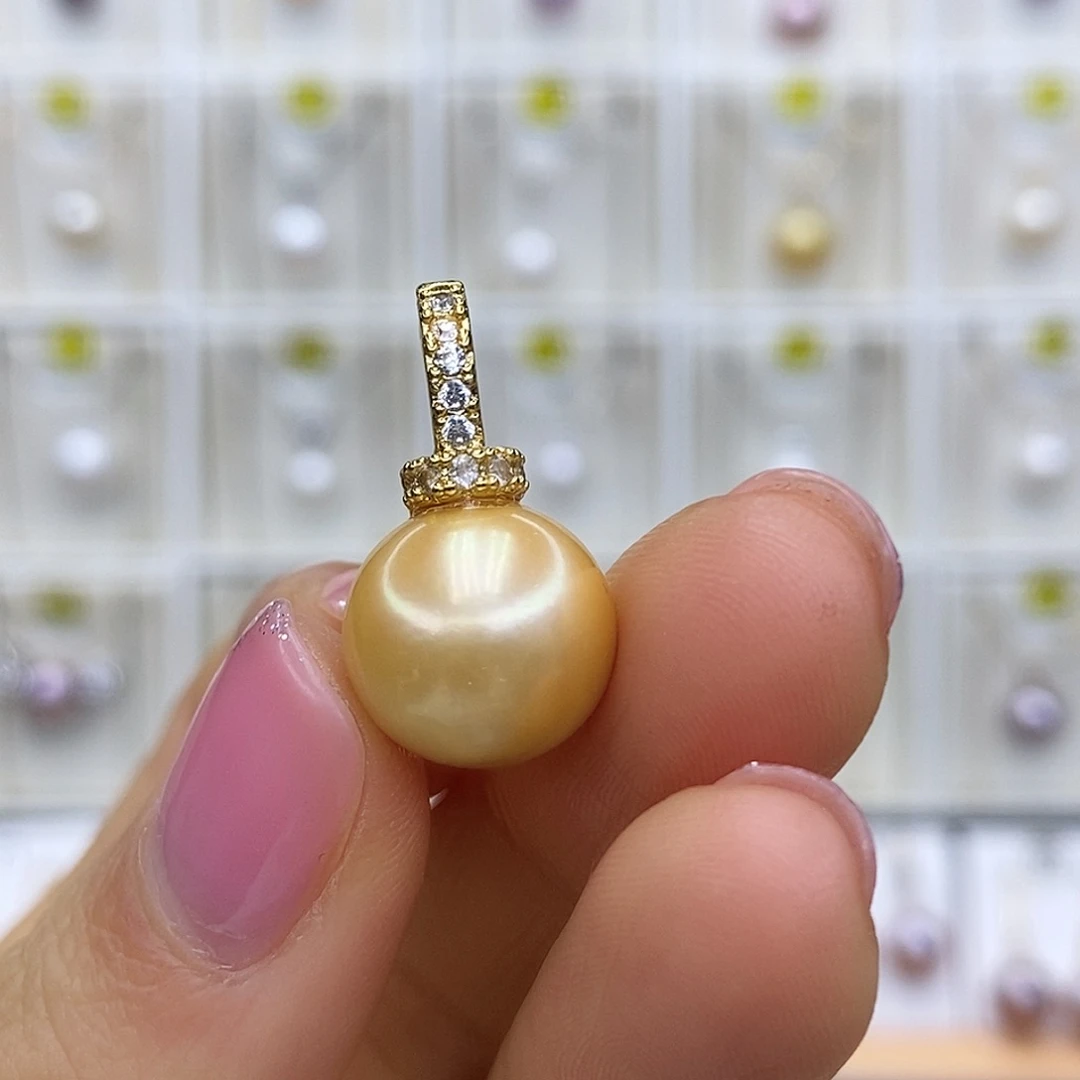 淡水珍珠未镶嵌吊坠(赠链)