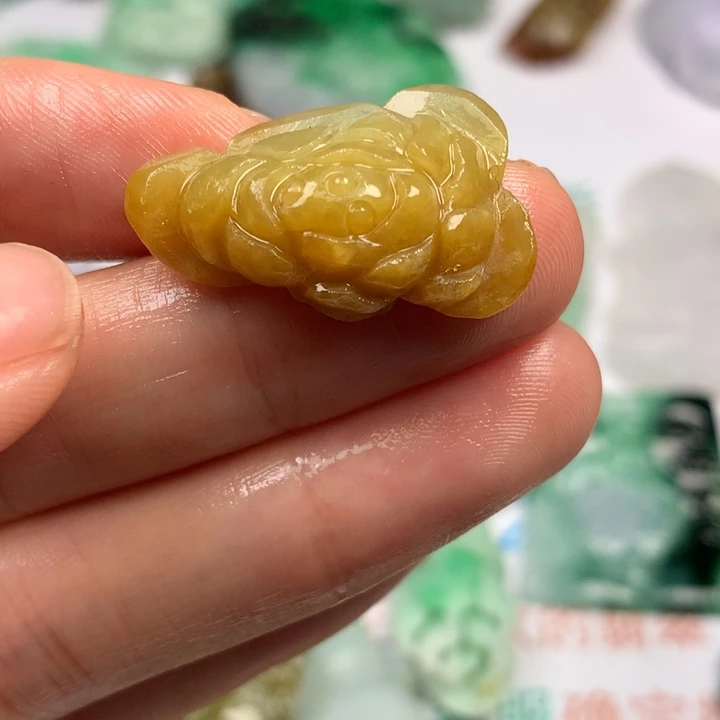 定制翡翠未镶嵌翡翠