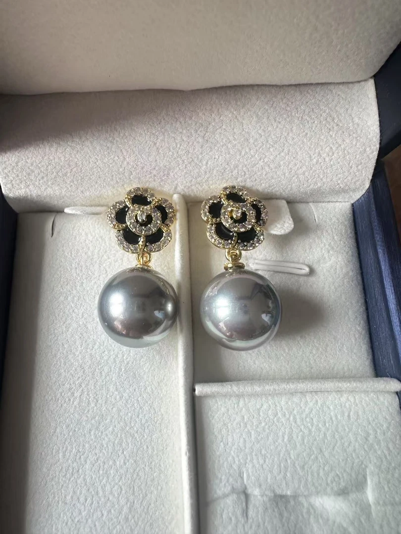 Z11精美时尚美人珠链（约16mm耳钩~铂金灰），多样性发货