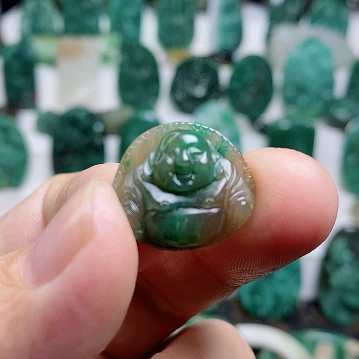 未镶嵌独山玉颈饰