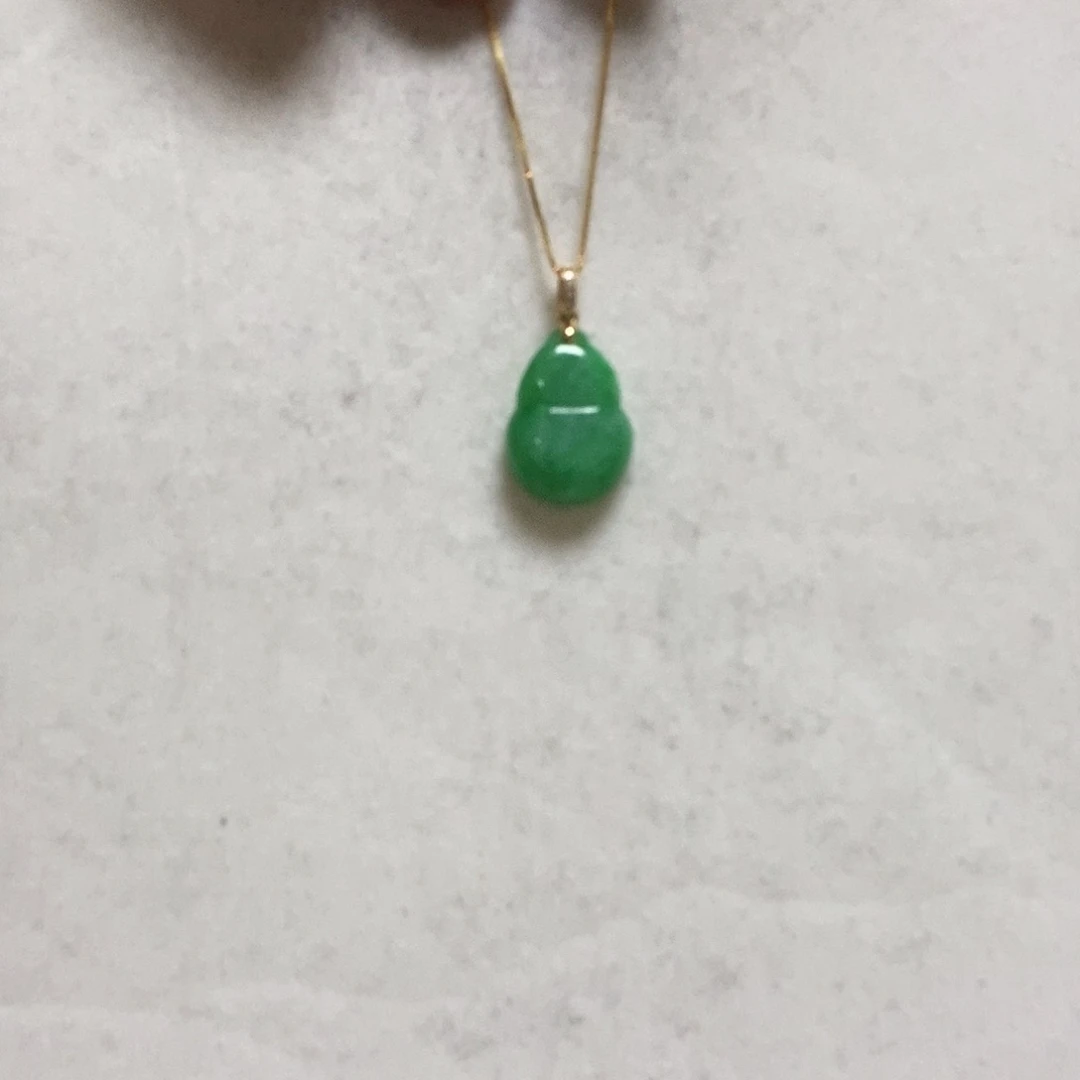 翡翠颈饰18K金镶嵌s*n简单