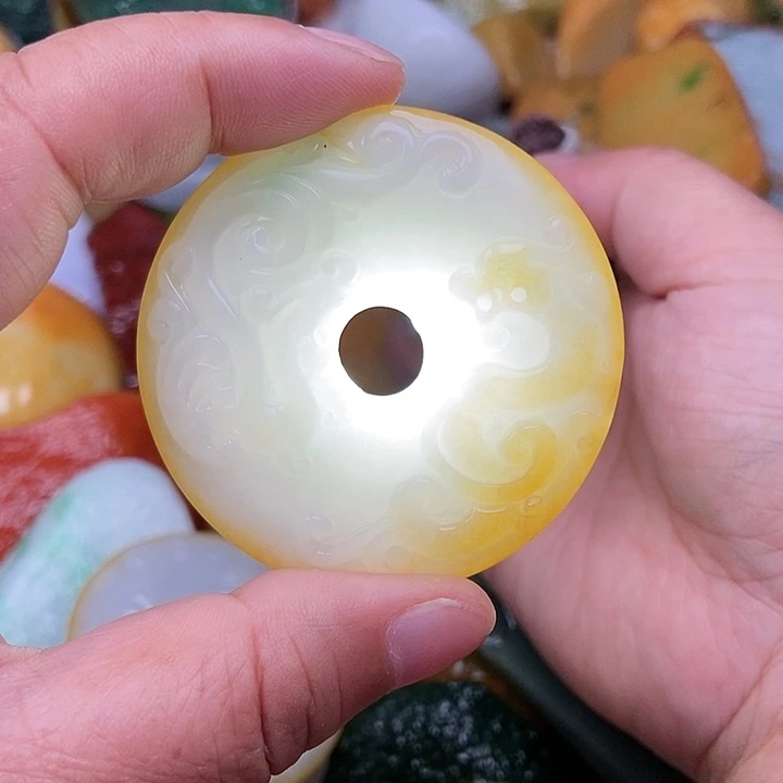 颈饰未镶嵌翡翠缅甸翡翠