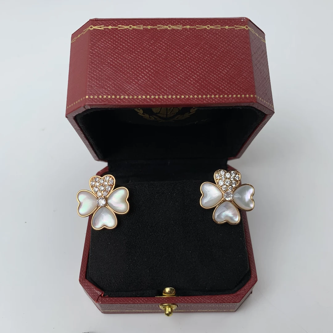 5768耳钉--收藏级轻奢时尚设计首饰送礼盒