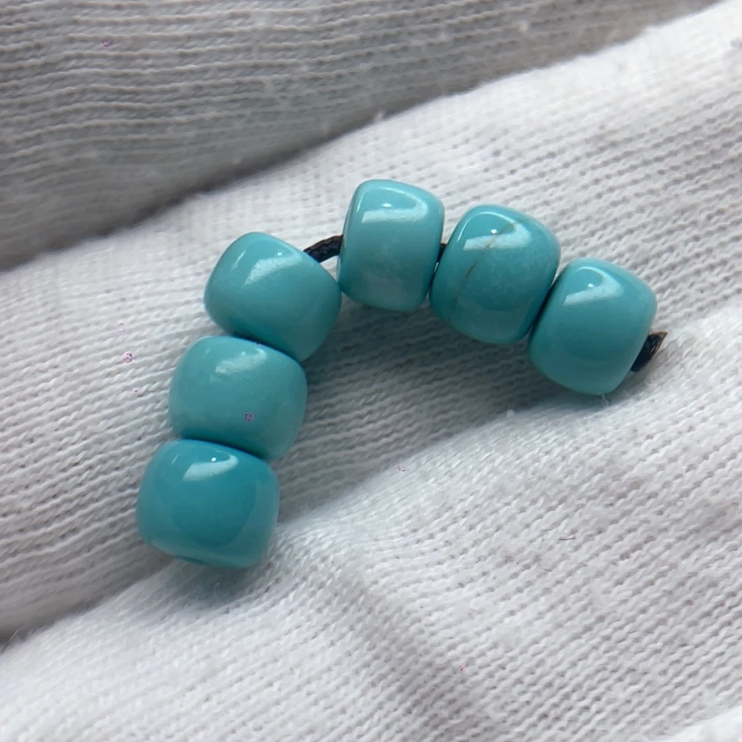 绿松石未镶嵌颈饰卡6