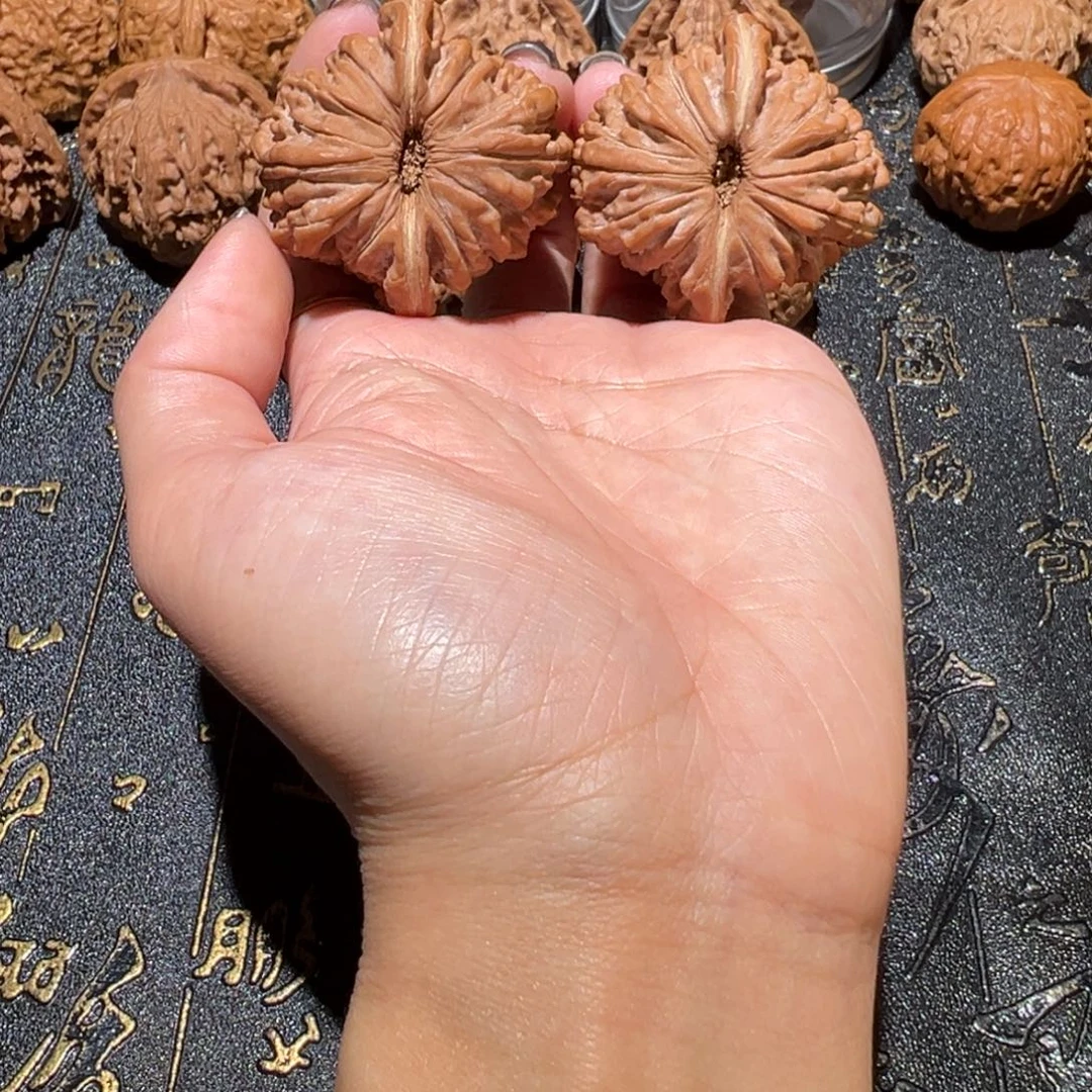 吊坠文玩核桃四座楼42手把件68