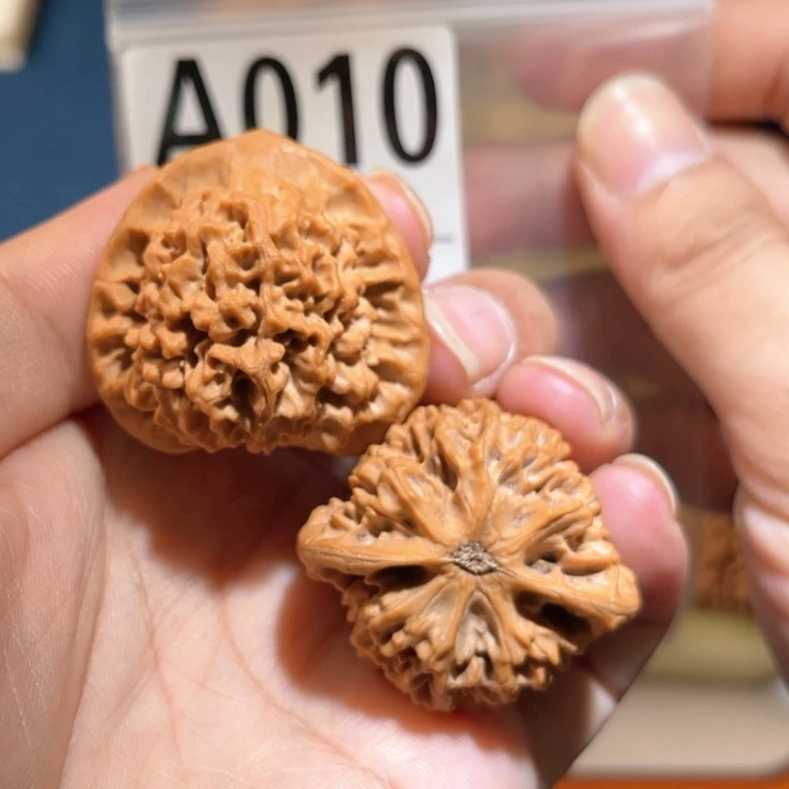 吊坠文玩核桃秦闷38