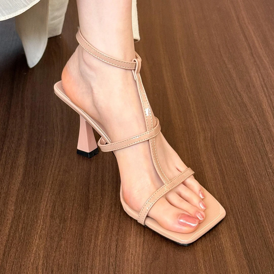 温柔！冰透裸色一字带凉鞋女夏季方头细跟高跟鞋