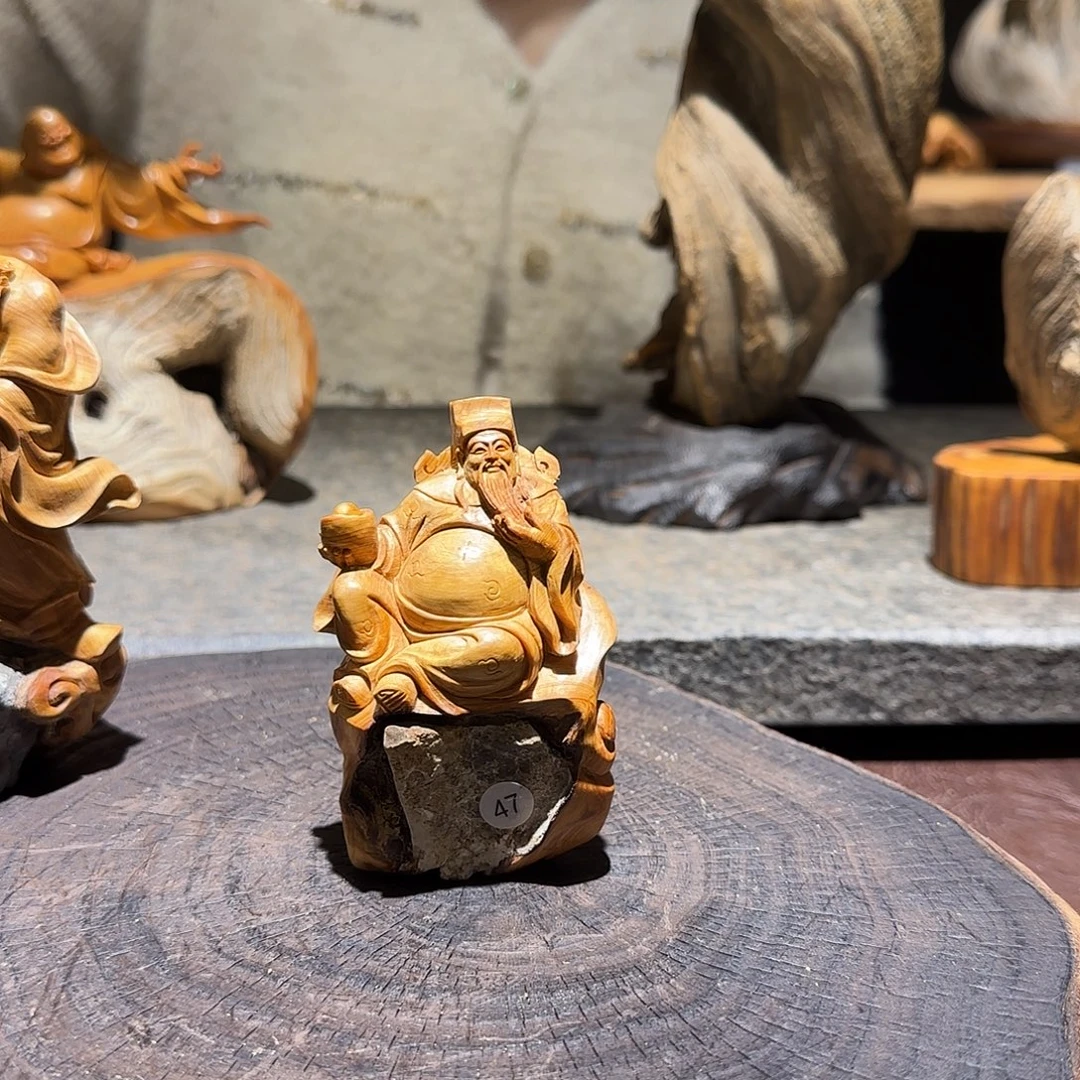 拘***泥柏木（崖柏）太行集团董事