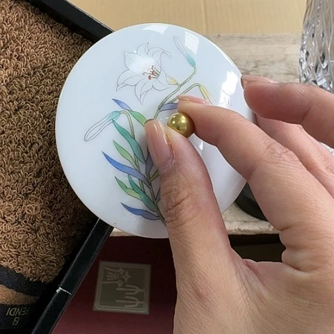 ?**悠瓷器。瓷器。瓷器。