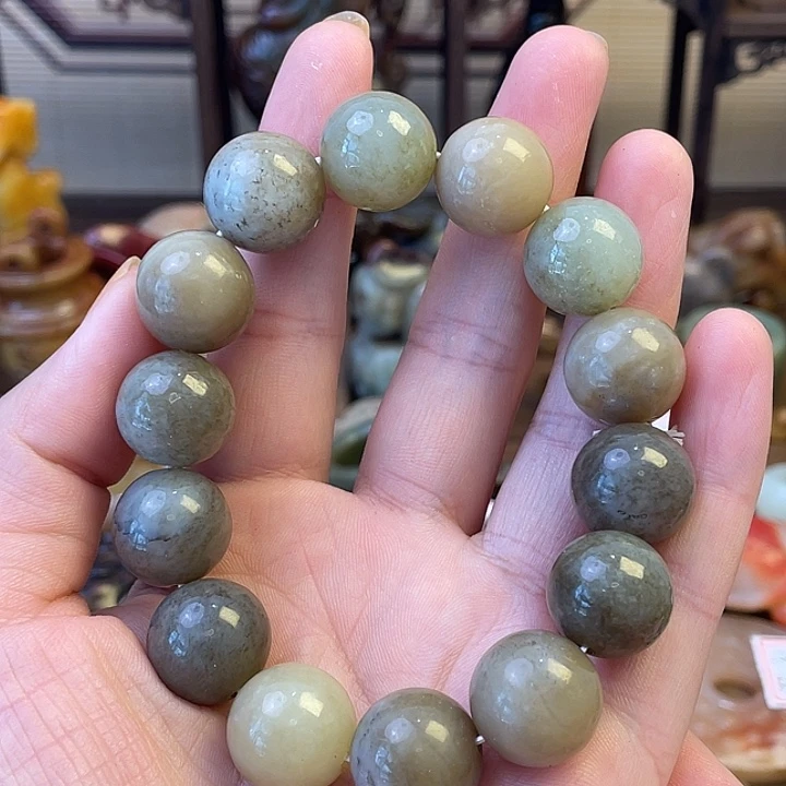 未镶嵌和田玉（糖玉）挂件