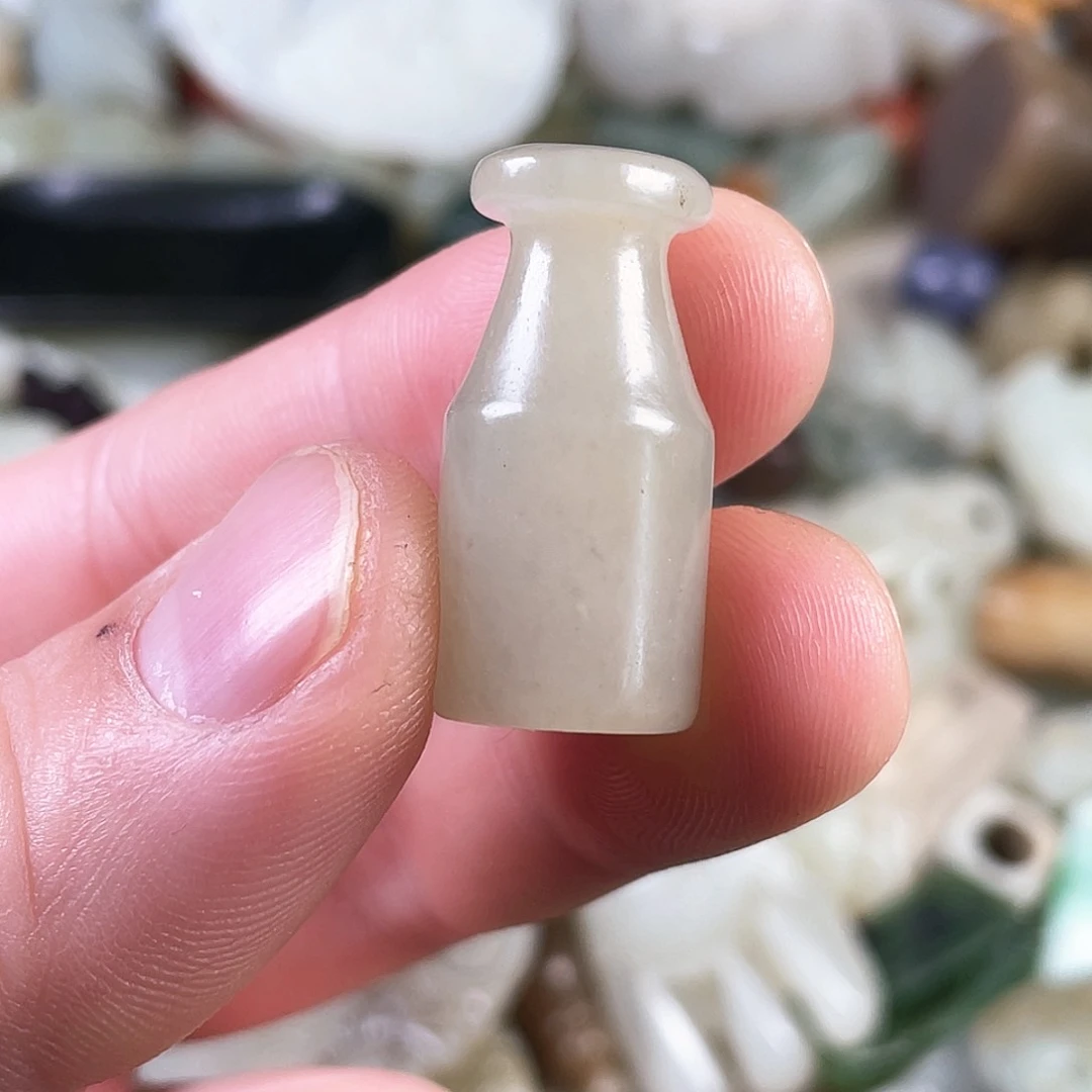 和田玉（糖玉）颈饰未镶嵌