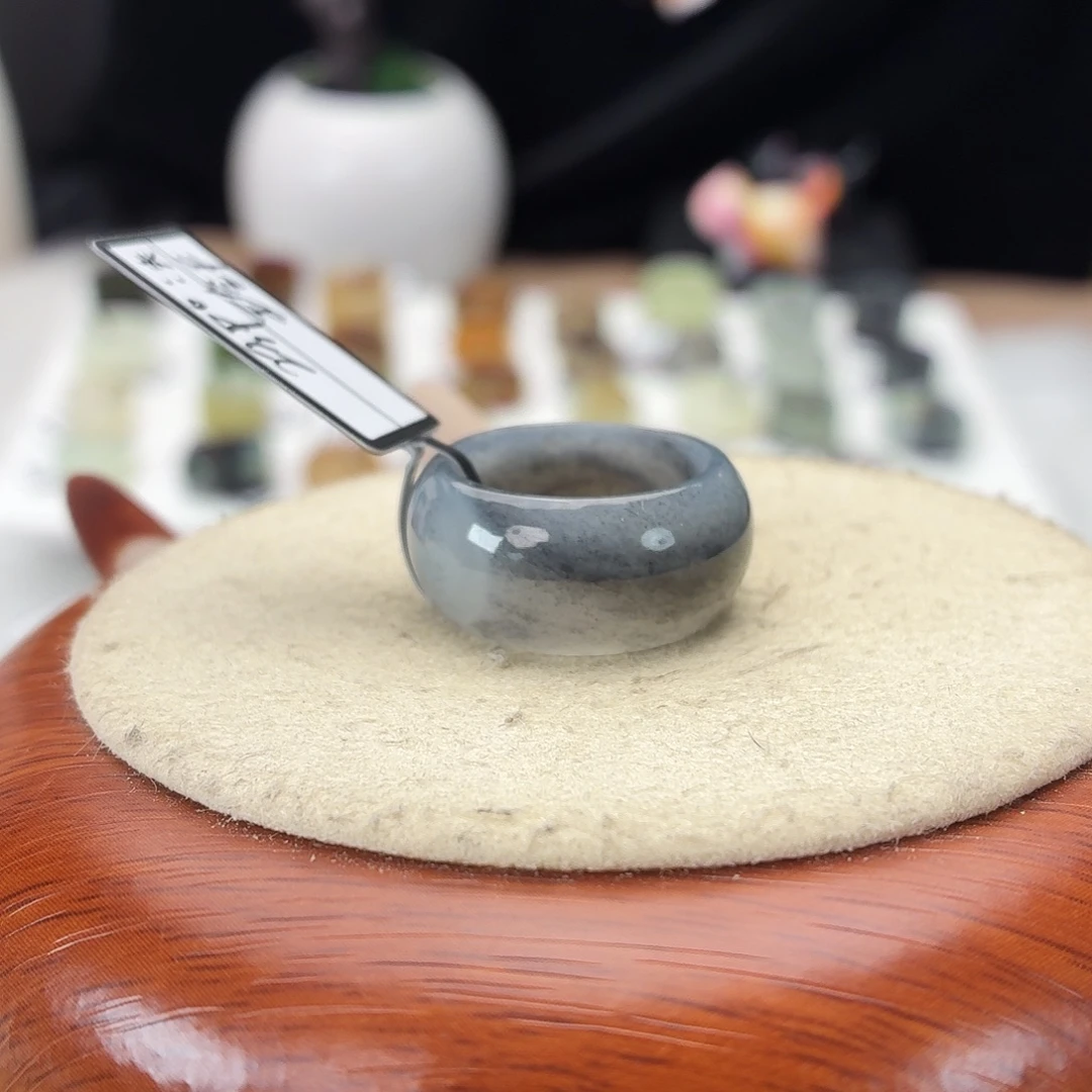 未镶嵌戒指和田玉c66青花轮胎17.1不退换