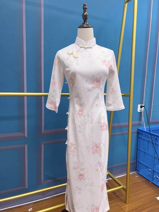 W-2625 栀影 丝嘛复合 春款 年轻款改良旗袍115cm长款