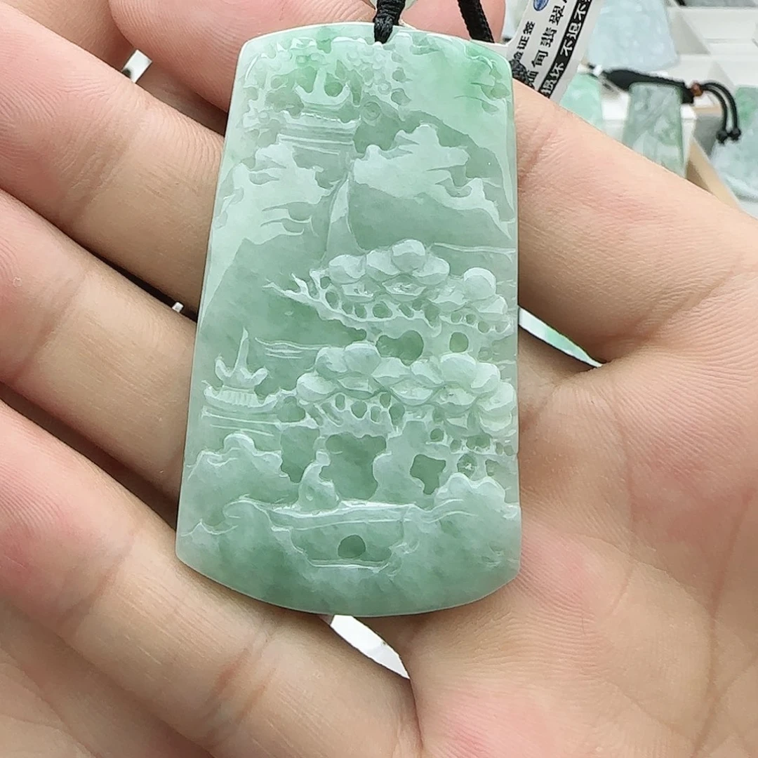 翡翠未镶嵌颈饰翡翠