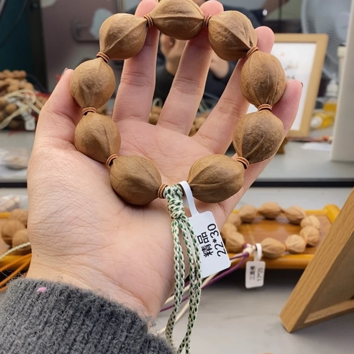 吊坠橄榄核聚**泉