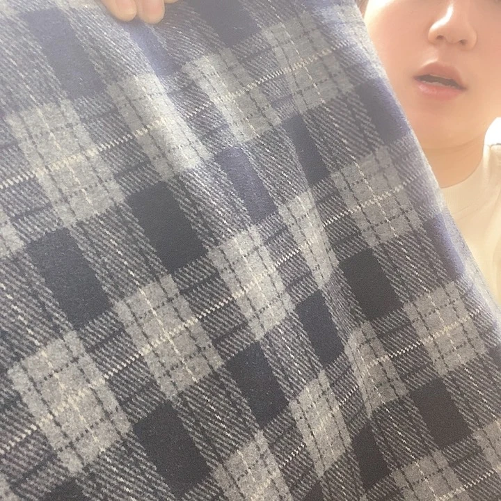 聚酯纤维藏蓝大格奥利绒1.1米