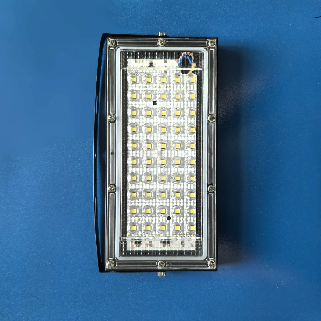 【122】led超亮新式碘钨灯照明投光灯50w