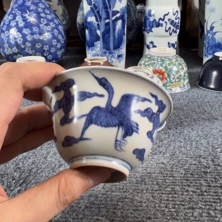 不***茶杯一对青花的小杯子