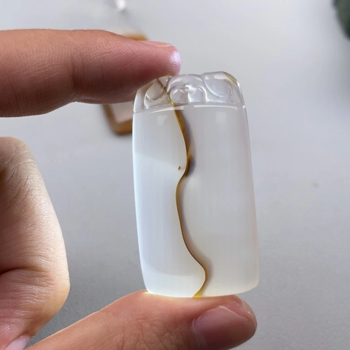 玛瑙/玉髓颈饰未镶嵌辣*嘟