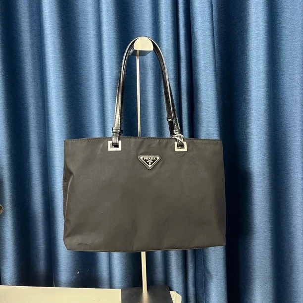 95新 Prada/普拉达 暮野/普拉达单肩/03032