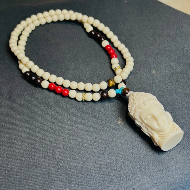 （正价补贴）一念神魔象牙白色菩提吊坠