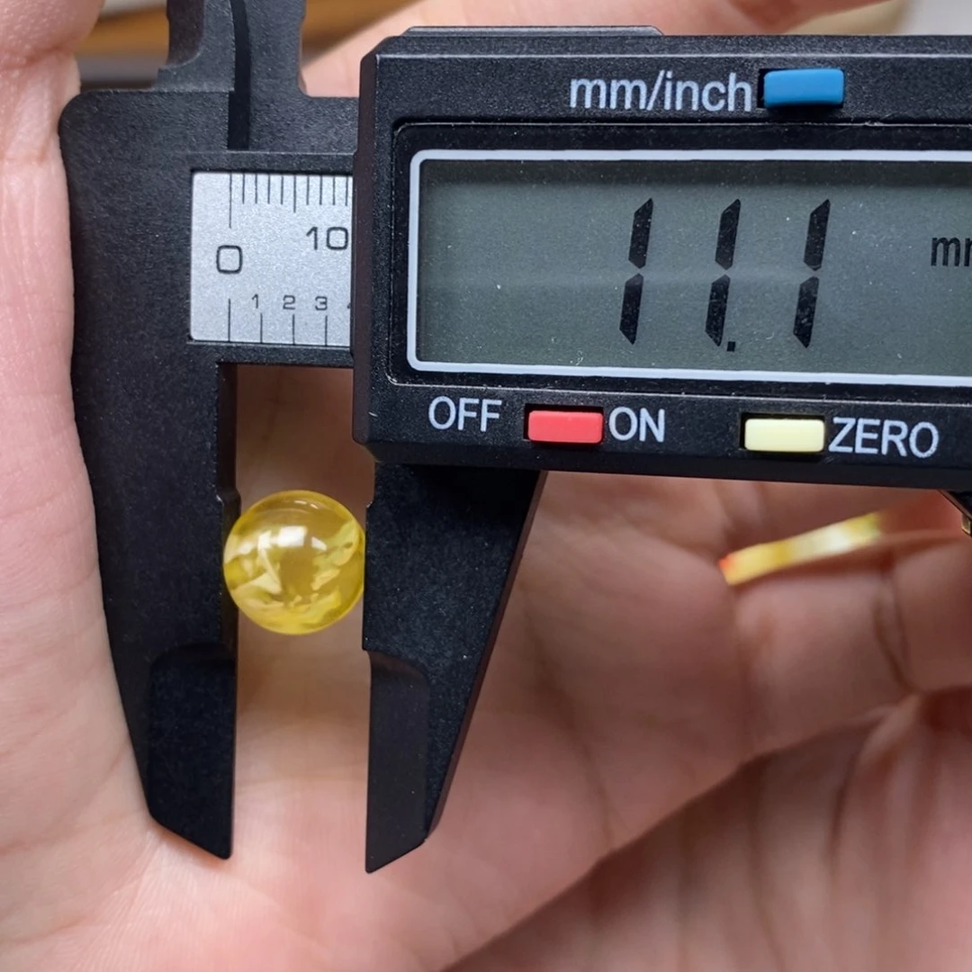 未镶嵌琥珀珠宝奇石