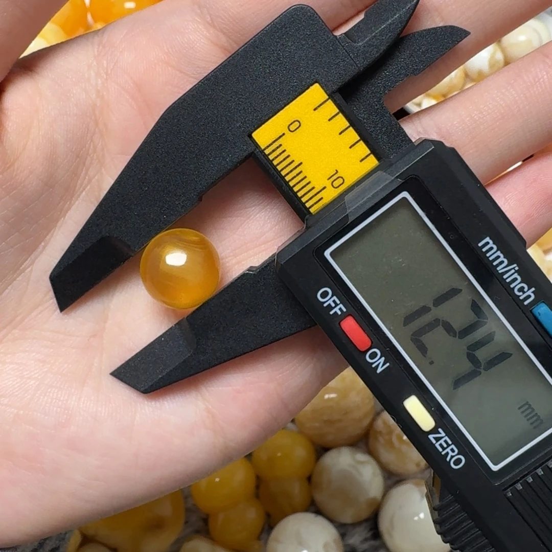 琥珀未镶嵌裸石蜜蜡圆珠