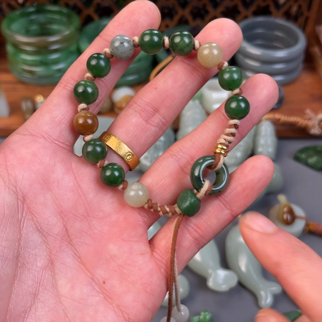 和田玉（糖玉）未镶嵌颈饰