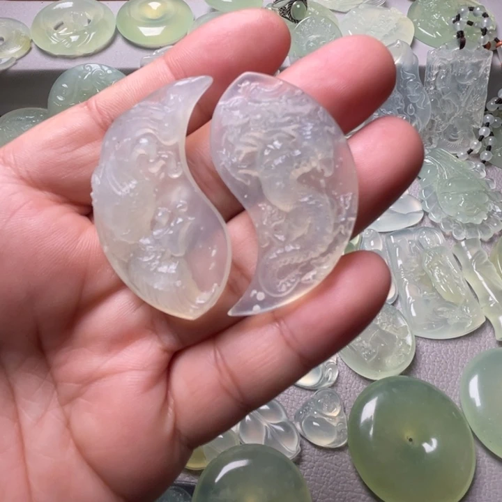 岫玉未镶嵌吊坠(不含链)