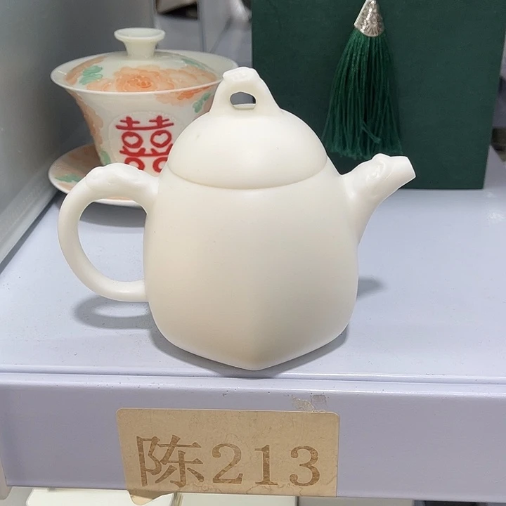 瓷片福利待遇多多哦哦哦